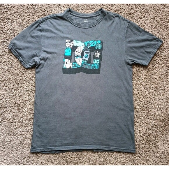 Y2K DC Shoes T-Shirt  Men's Medium Gray Short Sleeve - Picture 1 of 6